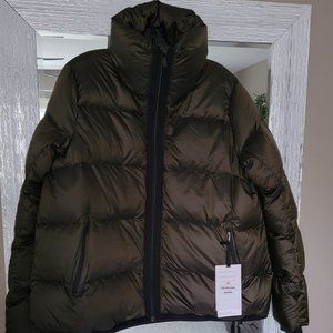 Lululemon Cloudscape Jacket Dark Olive Size 10 New with tags